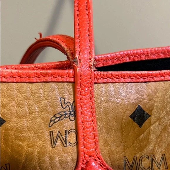 MCM Brown and Red Tote Bag with wrislet - Picture 2 of 4